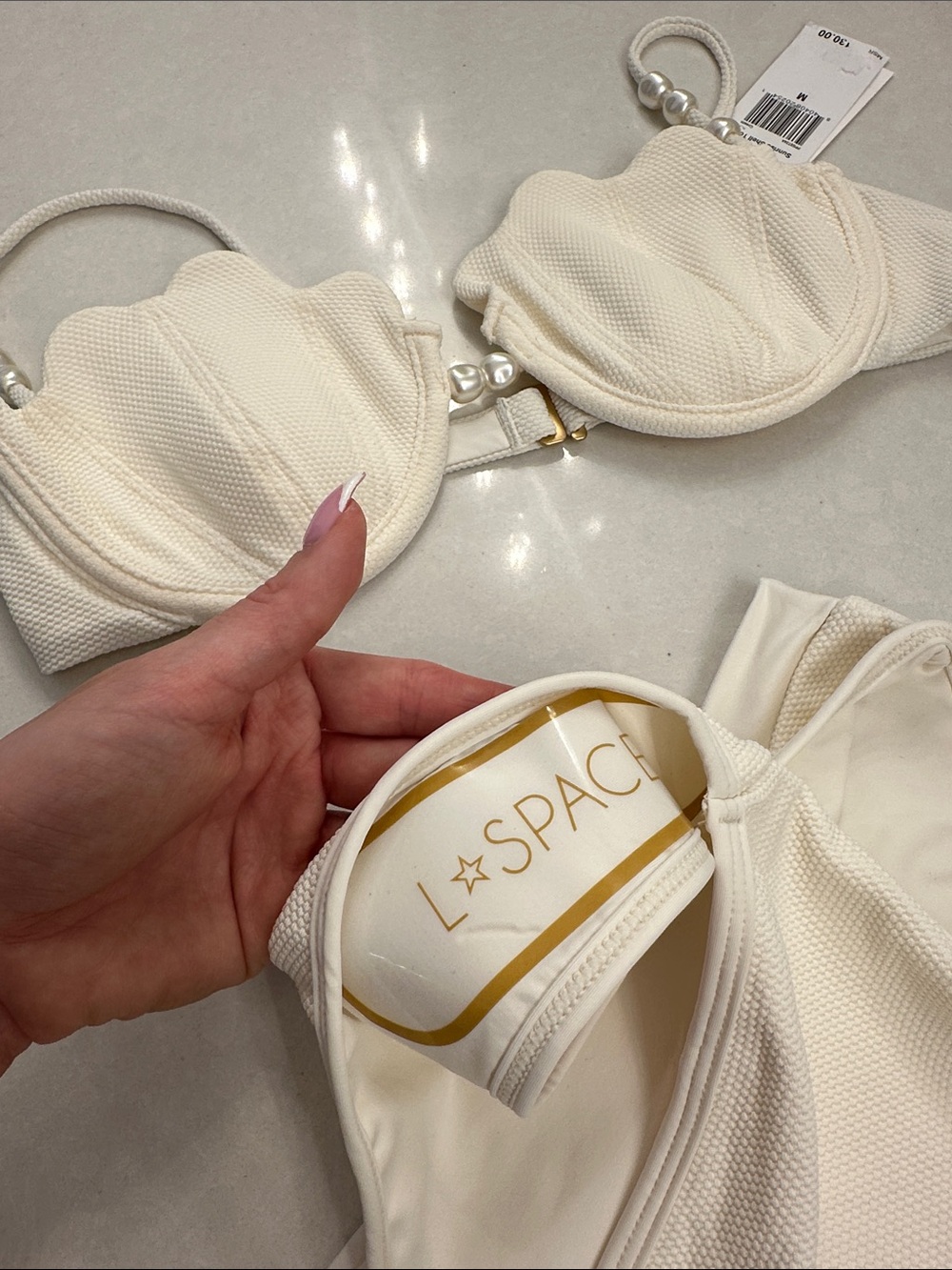 l*space Cream Shell-Style Textured Bikini Set - Picture 3 of 5